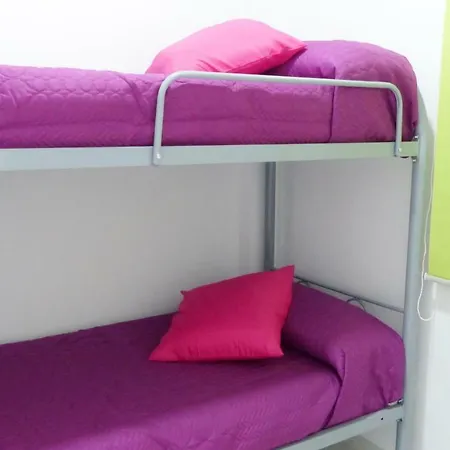 Deveses Santa Ana El Conserje Holiday home *